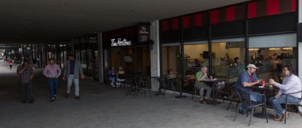 Tim-Hortons-Patio