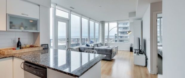 2207-55 East Liberty Living/Dining
