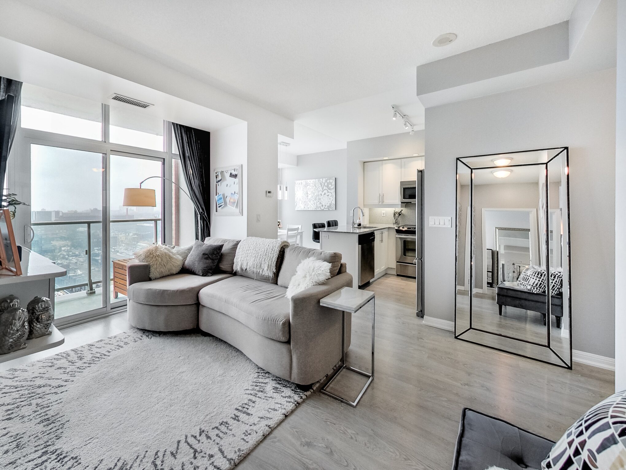 Liberty Village 85 East Liberty Camber Living3