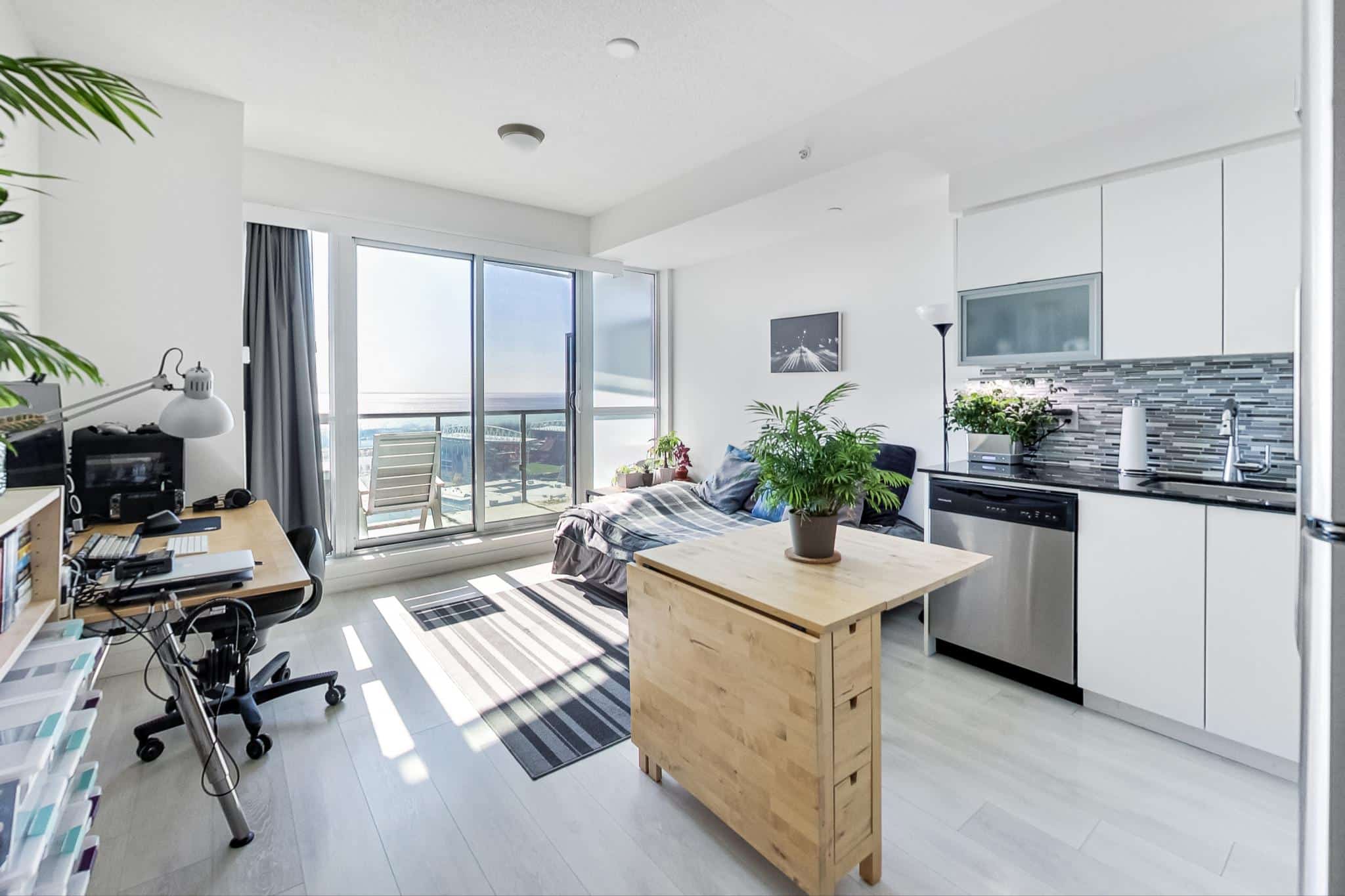 150 East Liberty 2607 | Camber | 8